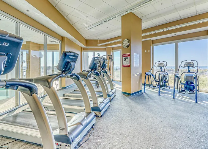 Holiday home Bright Beachfront W Private Balcony Zero-entry Pool Gym & Hot Tub Gulf Shores